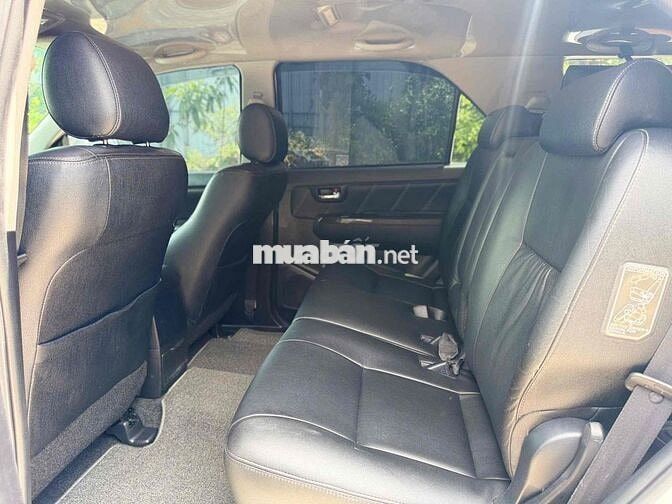 Toyota Fortuner Sportivo 2016 4x4 Tự Động BẢO HÀNH
