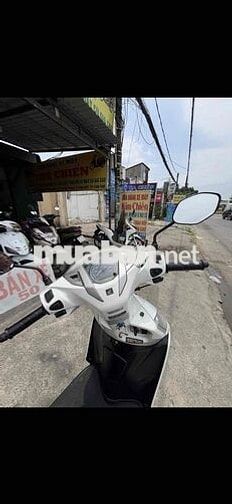 Honda Lead Trắng