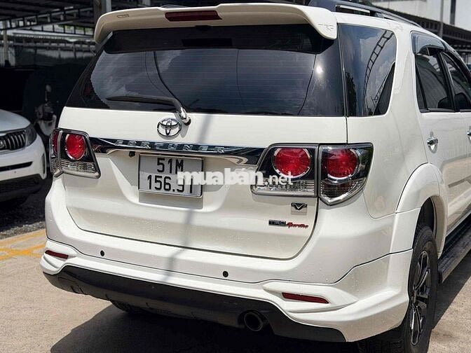 Toyota Fortuner Sportivo 2016 4x4 Tự Động BẢO HÀNH