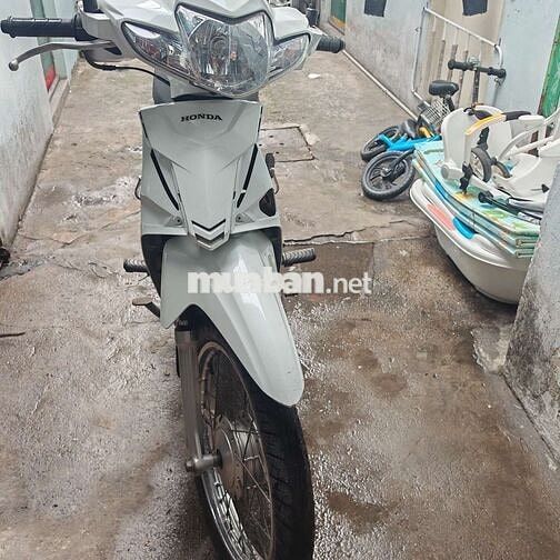 Honda Wave Blade 2017 Trắng