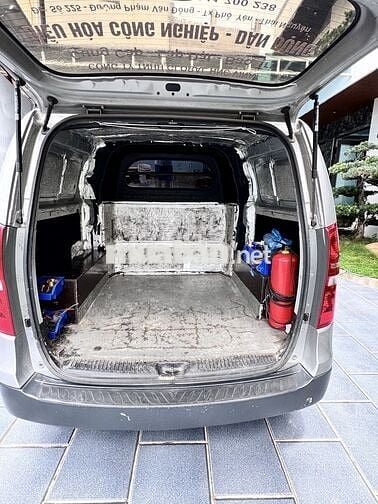 Hyundai Starex 2016 6 chỗ Bạc