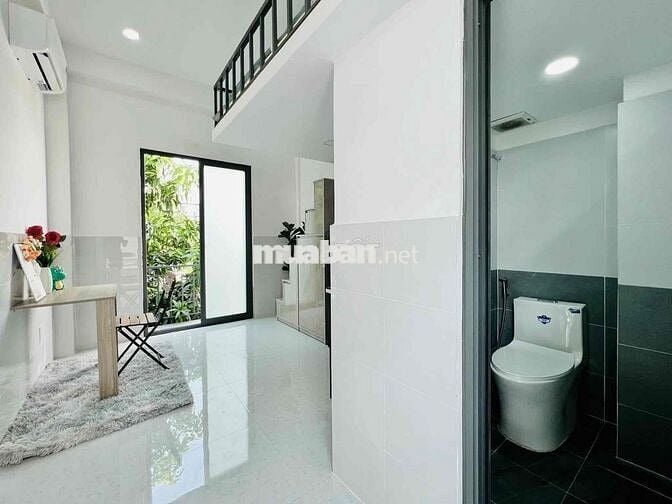 TRỐNG 1 PHÒNG NGAY ĐH VĂN LANG CS3 - NTT - CẦU SẮT - NGUYỄN THÁI SƠN