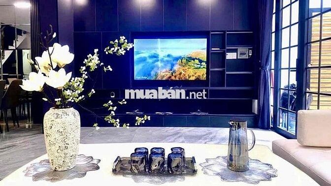 Giảm 450 Triệu, P10 Tân Bình, Hẻm Xe Hơi, 57m², 3 Tầng, Chỉ 7,5 Ty.