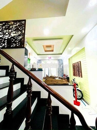 Nhà nguyên căn 3 tầng full nội thất gần Bệnh viện Thủ Đức, Linh Trung