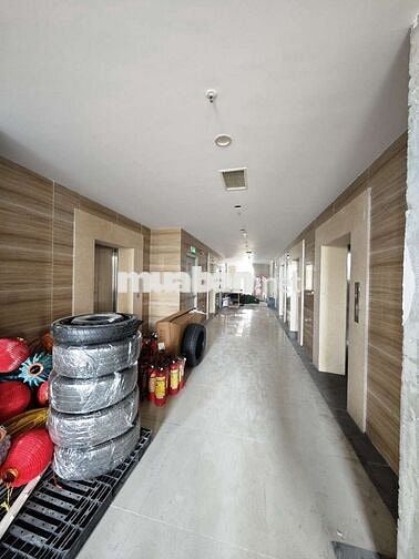 SÀN TT THƯƠNG MẠI - TỔNG 2700M2 - CÓ PCCC ĐẦY ĐỦ