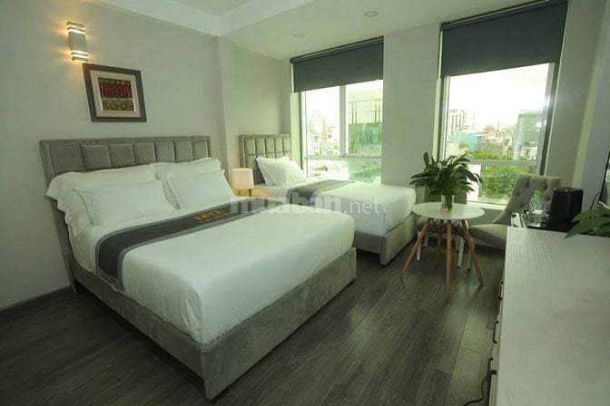 Bán khách sạn tại đường Phan Đình Phùng, phường Cầu Kiệu, TP.HCM