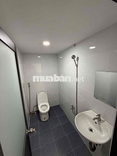 cho thuê nhà mặt tiền 37 lê quốc trinh phú thọ hoà tân phú giá 15tr
