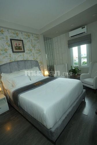 Bán khách sạn tại đường Phan Đình Phùng, phường Cầu Kiệu, TP.HCM