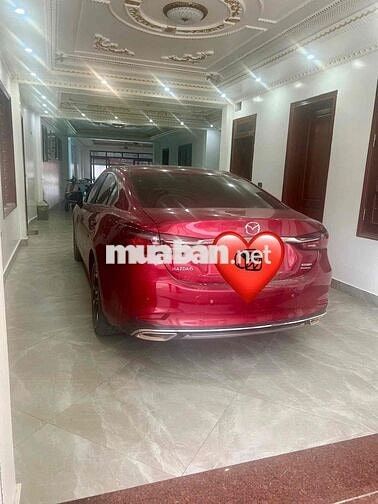 Mazda Mazda 6 2018 Tự động Đỏ 82000 km