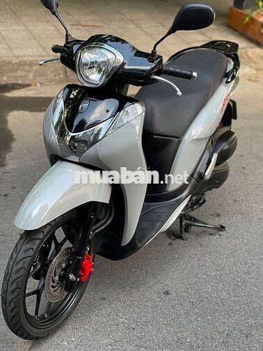 Honda SH Mode Sport Xám xi măng Phun xăng điện tử