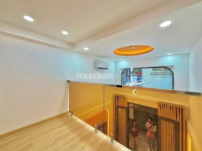 Nhà Trung Tâm Bình Thạnh siêu đẹp giảm giá mạnh siêu đẹp