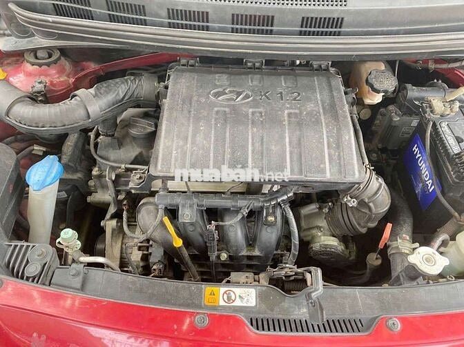Hyundai i10 Số tự động màu Đỏ