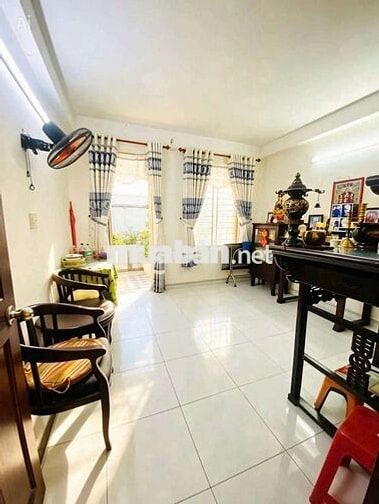 Hẻm xe hơi 70 M2 , chỉ 4,3 tỷ 