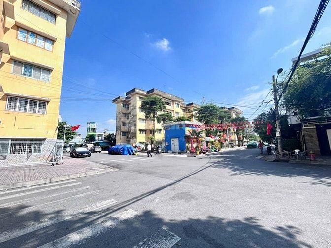 Shophouse  - CC Bùi Minh Trực P6 Q8 - 45,5m2 SHR  Căn góc 2 mặt tiền