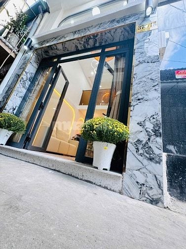 Nhà Trung Tâm Bình Thạnh siêu đẹp giảm giá mạnh siêu đẹp