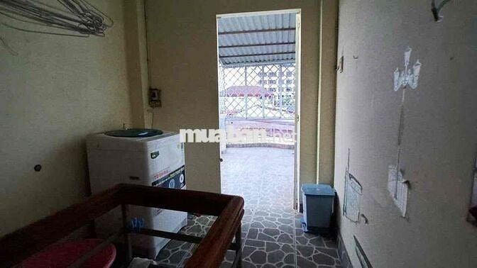 Lê Văn Duyệt Phường 3, Bình Thạnh  2.5 ×7 1 trệt, 2 lầu, 1 sân thượng