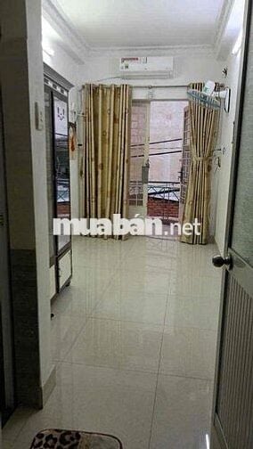 Lê Văn Duyệt Phường 3, Bình Thạnh  2.5 ×7 1 trệt, 2 lầu, 1 sân thượng