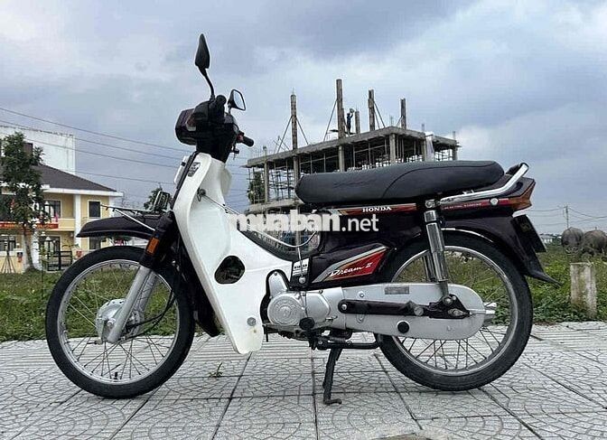 Honda Dream II Nâu Nhật Bản