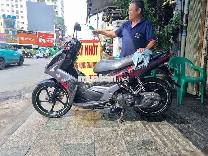 Yamaha Nouvo 4 Thể thao màu Đen