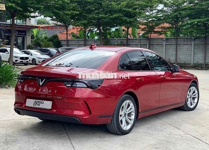VinFast Lux A2.0 Turbo 2020 Đỏ
