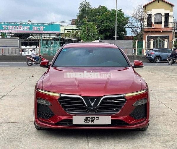 VinFast Lux A2.0 Turbo 2020 Đỏ