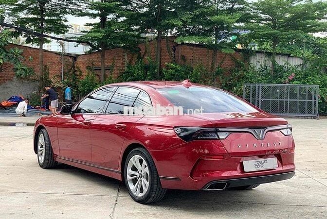 VinFast Lux A2.0 Turbo 2020 Đỏ