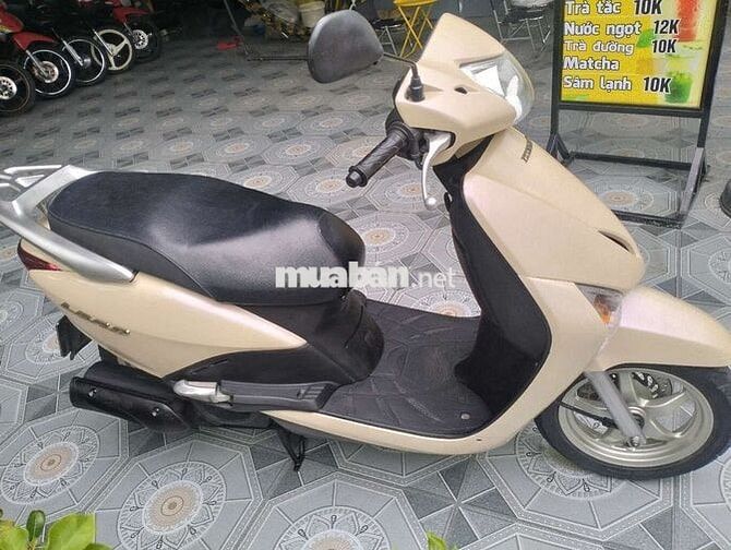 Honda Lead 2010 Vàng cát