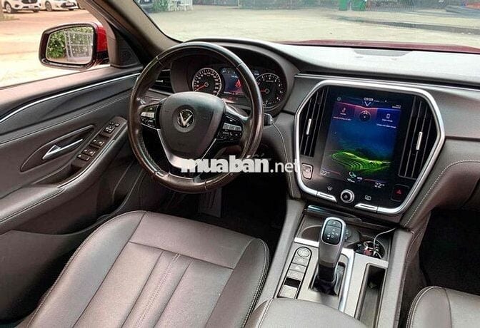 VinFast Lux A2.0 Turbo 2020 Đỏ