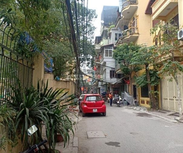 Căn Góc vừa ở vừa kd MT Hoa Hậu 8,12m P/Lô VÍP Xã Đàn ngõ 3,5m gần Mp
