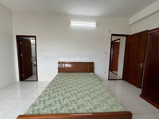 Cho thuê căn hộ chung cư CT36 Xuân La, view Hồ Tây, trong lành, mát mẻ