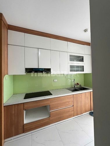 Cho thuê căn hộ chung cư CT36 Xuân La, view Hồ Tây, trong lành, mát mẻ
