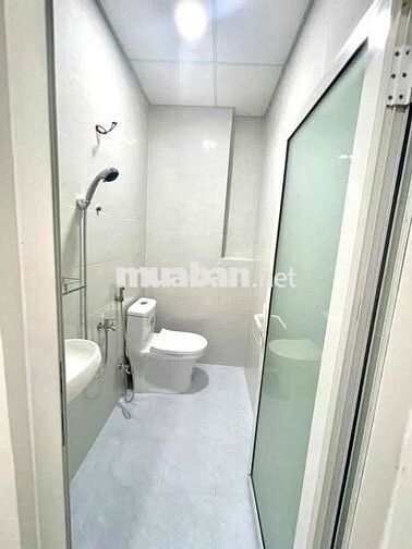 78m2 3Phòng Nhà Nguyễn Văn Tần p2Q8 , gần chợ Rạch Ông Sổ Hồng Riêng