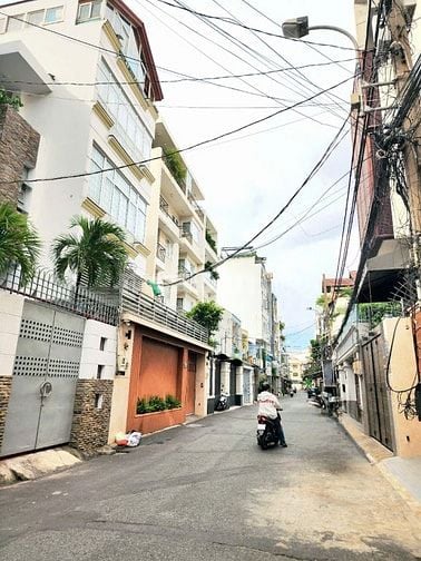 BÁN NHÀ 4 TẦNG - NGAY KHU ĐỆ NHẤT KHÁCH SẠN - GẦN SÂN BAY TÂN SƠN NHẤT