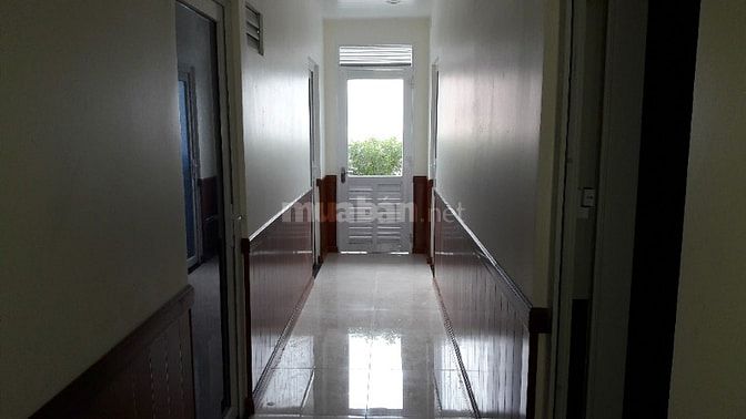 Phòng cho thuê có cửa sổ mở thoáng ở ngay giảm giá còn 1,6 tr/th