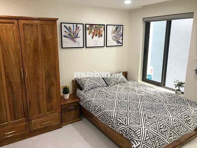 Cho thuê studio trệt ban công thang máy giặt full nt Trần Hưng Đạo Q1