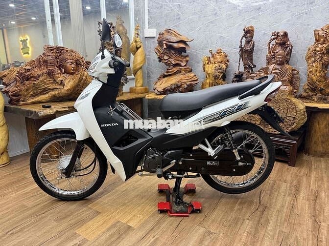 Honda Wave A 2024 có cccd chủ, máy zin. odo 4k