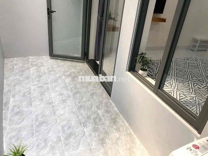 Cho thuê studio trệt ban công thang máy giặt full nt Trần Hưng Đạo Q1