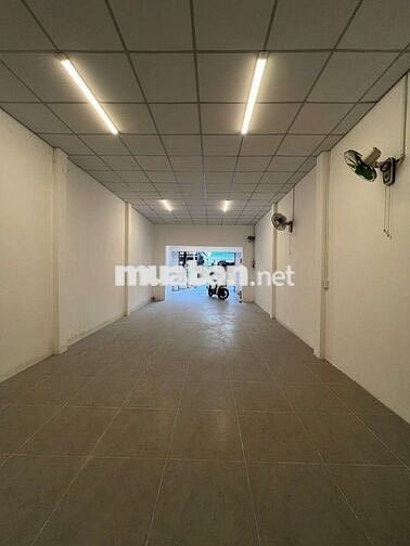 Mặt tiền Tỉnh Lộ 10 giáp khu Tên Lửa 5x30 có 3pn 