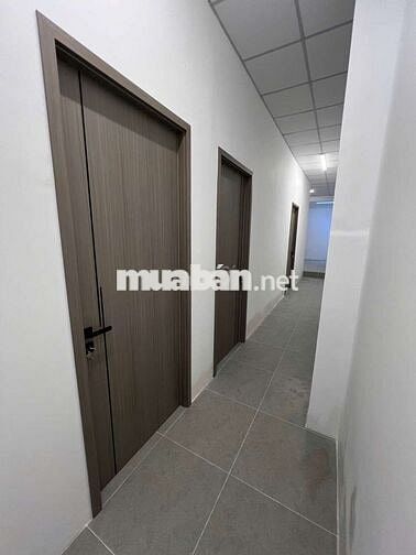 Mặt tiền Tỉnh Lộ 10 giáp khu Tên Lửa 5x30 có 3pn 