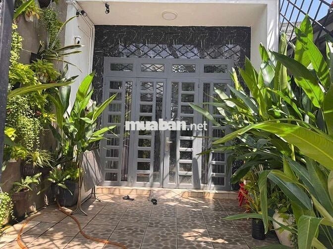 Cho thuê nguyên căn Rộng thoáng, Mặt Tiền Đs12 ,BHH a, Bình Tân HCM