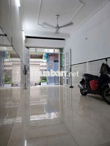 nhà nc mới đẹp 3,5x15 trên lầu 2pn 2vs Huỳnh Văn Bánh p17 Phú nhuận