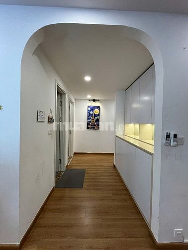 Chính chủ chuyển nhượng căn hộ 138m2 trung tâm Cầu Giấy, hướng Nam