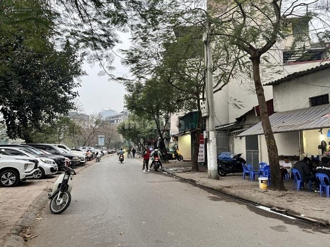 Biệt Thự Căn Góc Hồ Ba Mẫu giá tốt mt 6,6m vài bước ra Hồ 