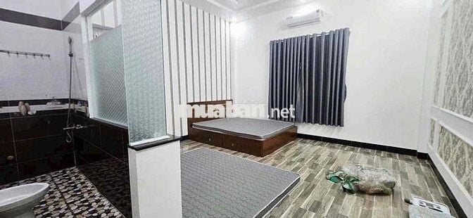 CHO THUÊ NHÀ 2 LẦU NHIỀU NỘI THẤT KHU DÂN CƯ HƯNG PHÚ