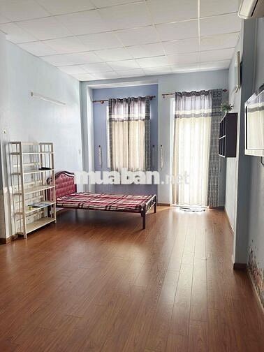 Cho thuê nhà nguyên căn có nội thất đường Xuân Thới 13