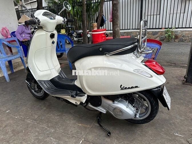 Piaggio Vespa Primavera 125cc 2013 bs 29g1-35665