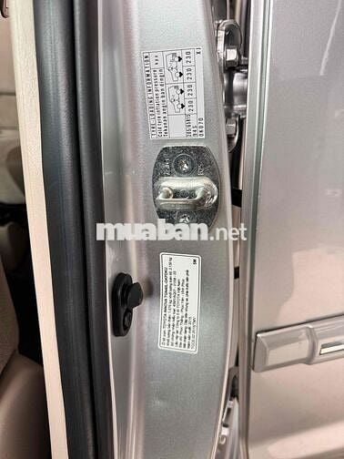 Toyota Innova 2.0G 2015 Số tự động Bạc