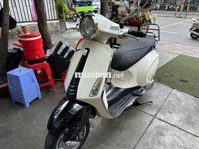 Piaggio Vespa Primavera 125cc 2013 bs 29g1-35665