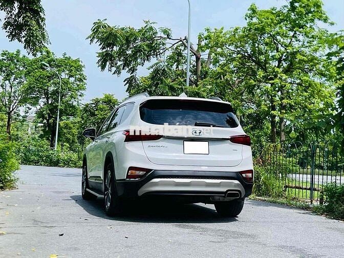 Hyundai SantaFe Đặc biệt 2.4 Xăng Tự động Trắng