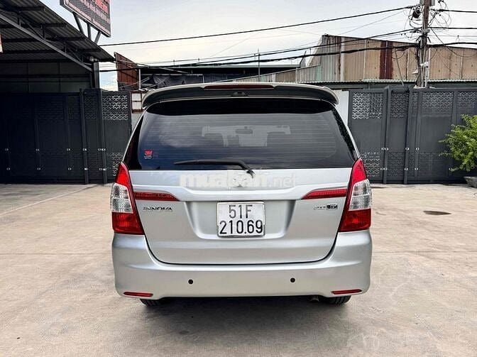 Toyota Innova 2.0G 2015 Số tự động Bạc